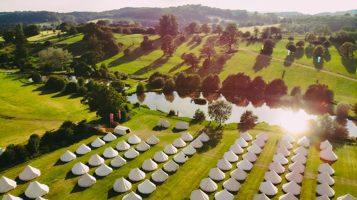 BOUTIQUE CAMPING