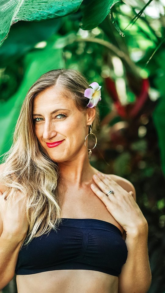Learn Somatic healing tools to help people regulate their nervous systems, shift and release stuck energy and have a powerful healing experience in your classes. 