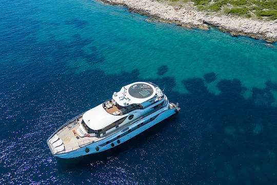 Yacht Life
