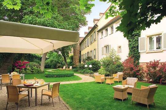 Arrive 1 day early in Obernai