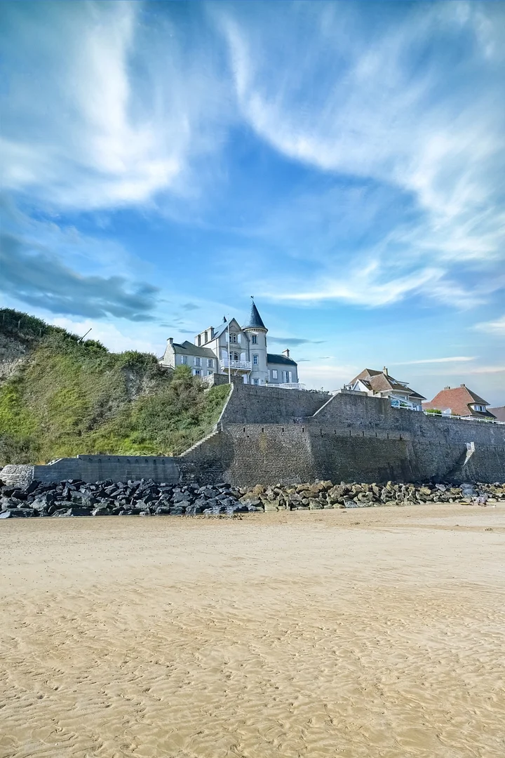 iStock2230239642