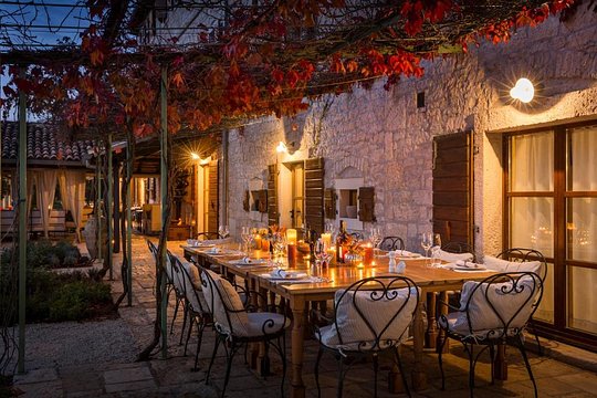 Menegheti Hotel and Winery