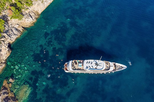 Yacht Life