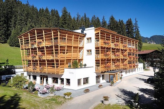 Bike hotel 3 stars in Val Badia
