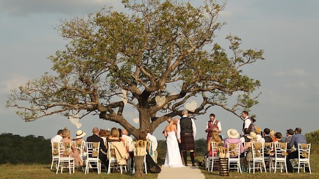 Thandawedding_bu