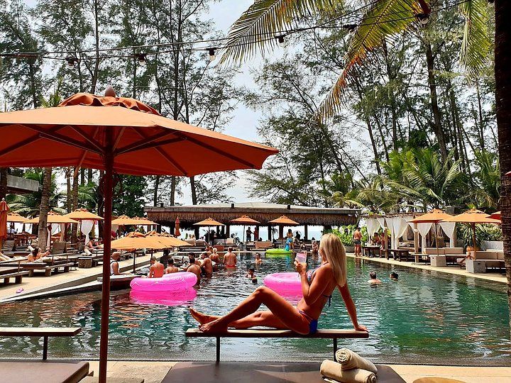cafedelmarphuket