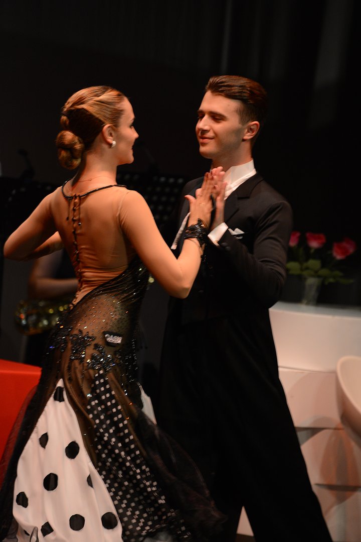 Vladimir Kerekesh & Mariana Menezes