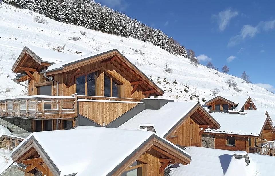 NEUF DE PAPE CHALET 2026