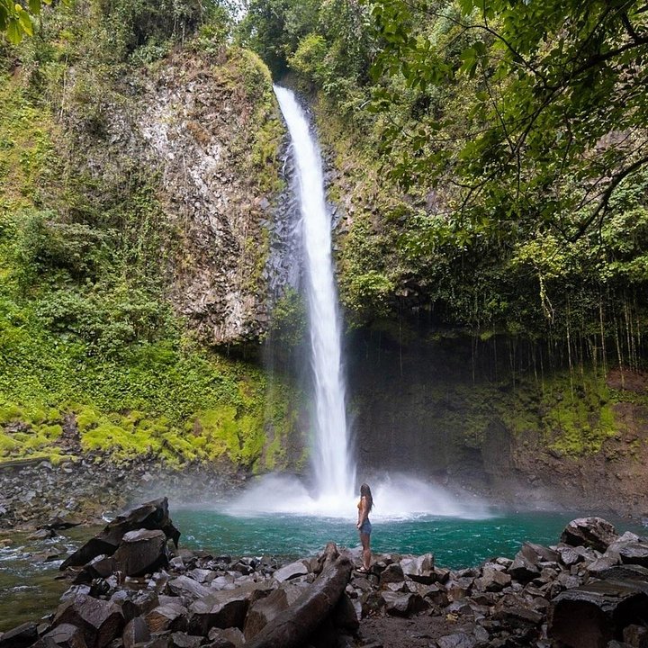 CostaRicaLaFortunaWaterfall