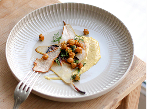 Private Chefs Preparing Nourishing Meals & Snacks Throughout your Stay