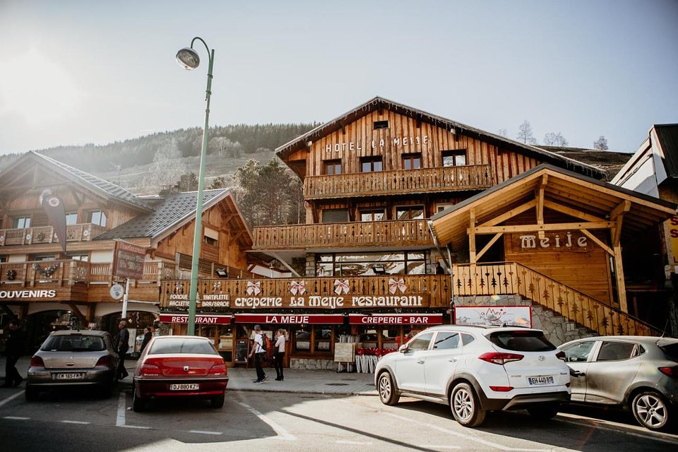 BASIC ALPINE HOTEL 2026