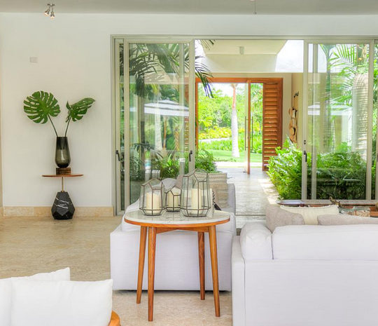 Lux Caribbean Decor