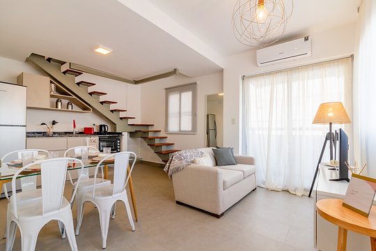 2 story apartment