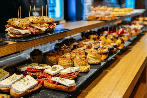 Los pintxos son la tradicion vasca