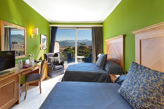 Shared Room