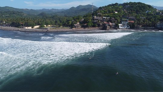 El Salvador Surf Camp