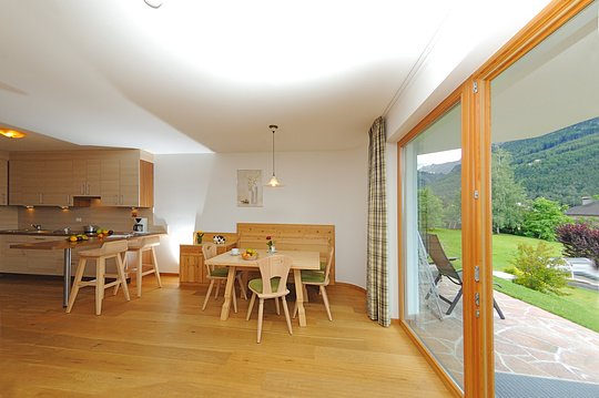 2 bedroom apartment in a cozy villa