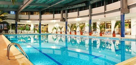 Pool & Hot Tubs