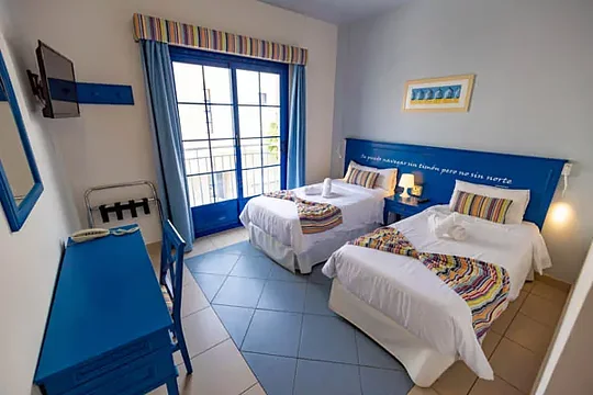 SHARED room with ensuite