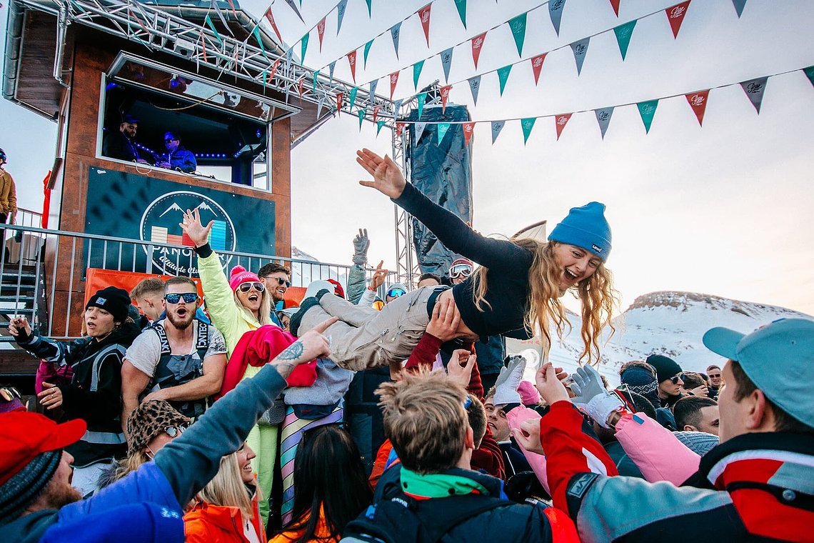 risecrowd