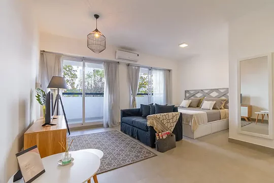 Extra Large Apartment, 3A