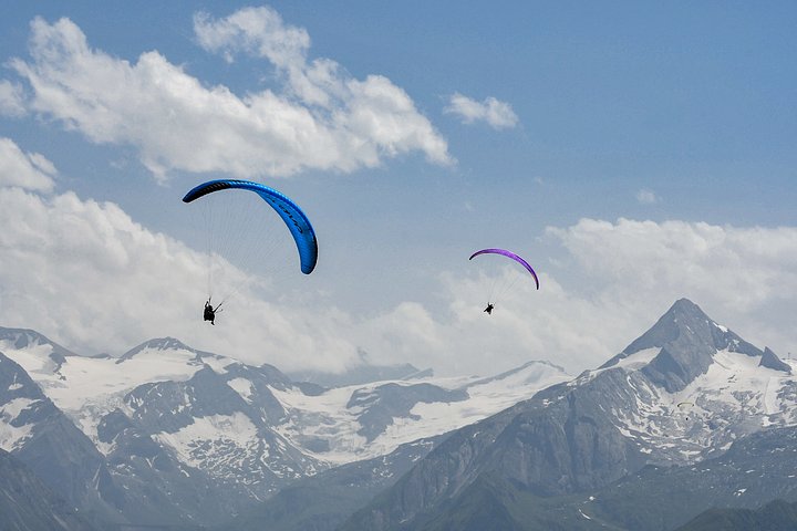 paraglidinginthealps20221107100906utc