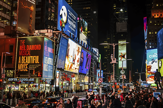Disfruta de una cena de despedida en Times Square en el hotel Riu Plaza, en pleno centro de Manhattan.