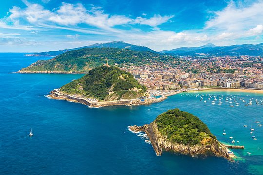 Experience gastronomy in the Basque Country