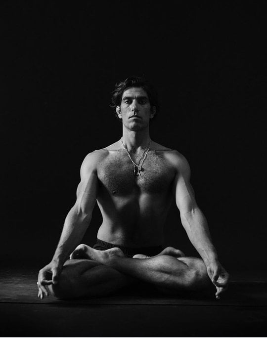 Silent Yoga Party 