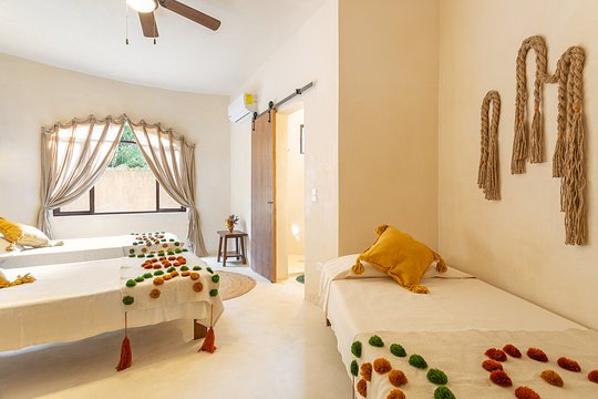 3 Single Beds