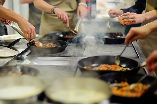 Participate in a Provençal cooking class with a French chef