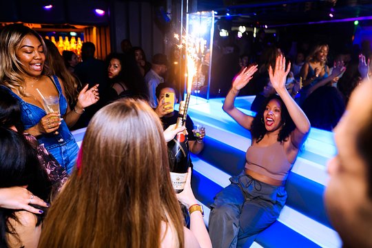 VIP TABLES