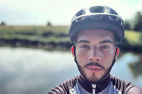 riderstoryryanthumb