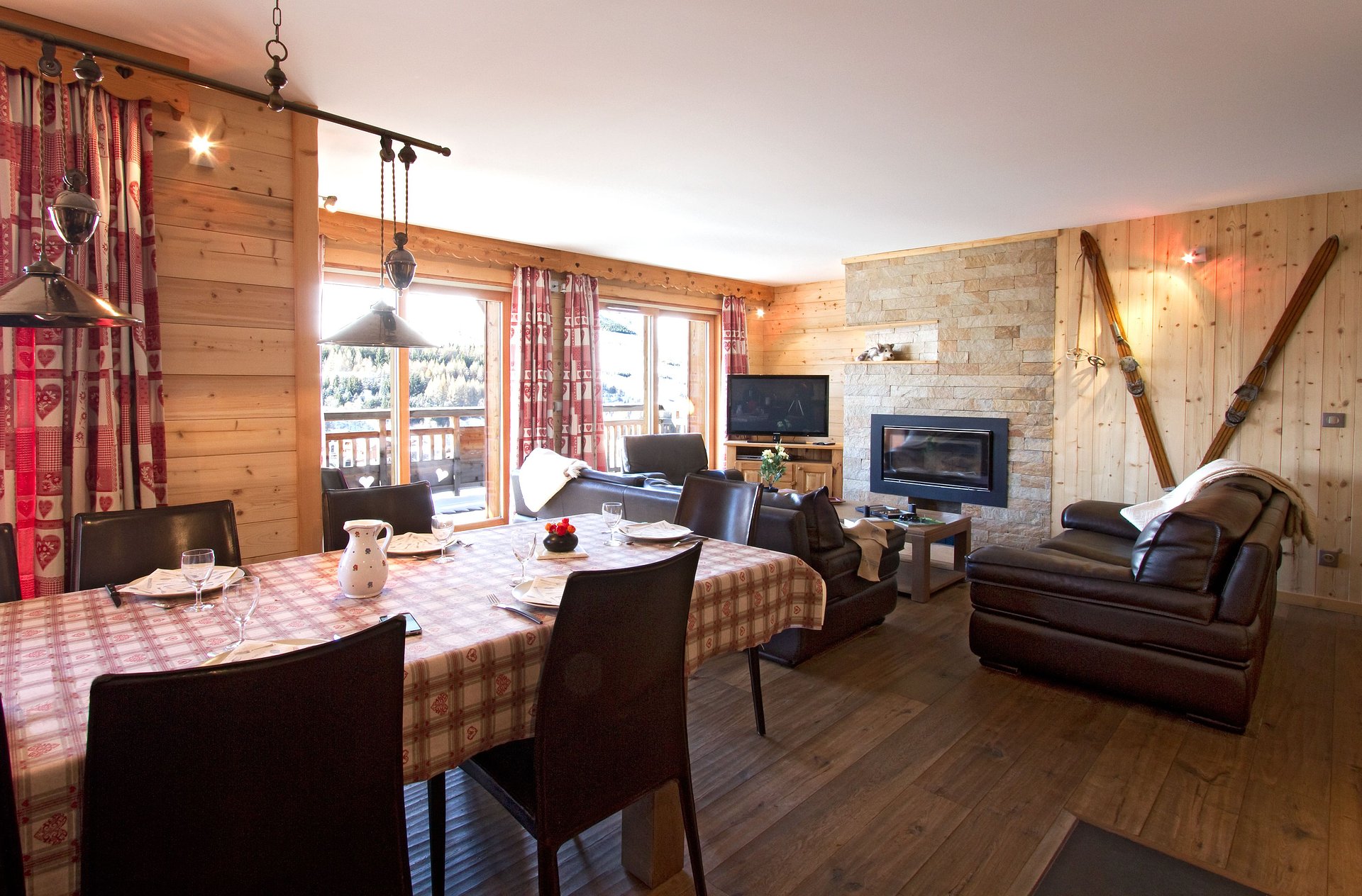 tmpD52F_location-ski-les-deux-alpes-chalet-odalys-husky-3