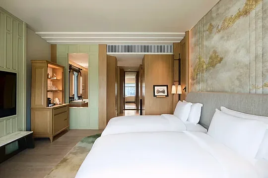 Arrive one day early in Bangkok - October 23, 2026 -Shared Room- Each guest must book individually.