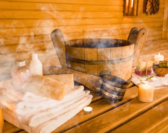 Traditional Sauna & Cold Plunge