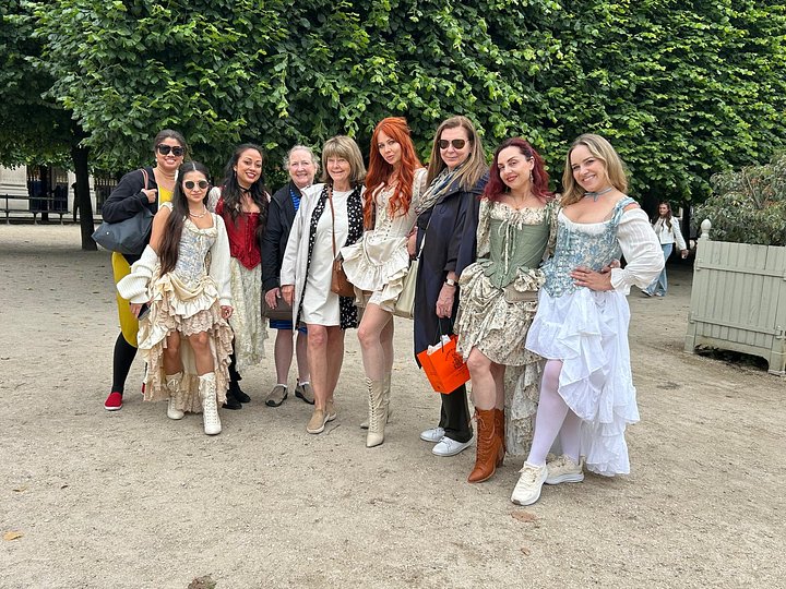 groupshotwithwomendressedinoldtimeclothes