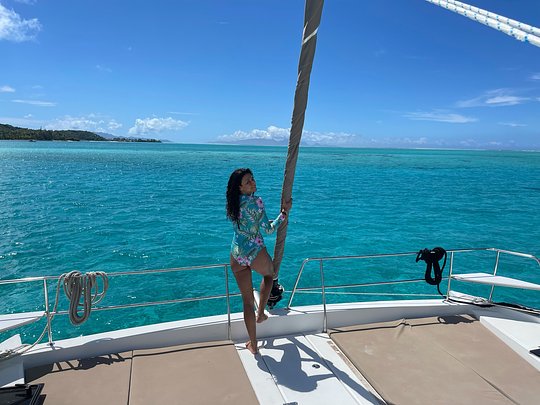 ISLAND CHASING