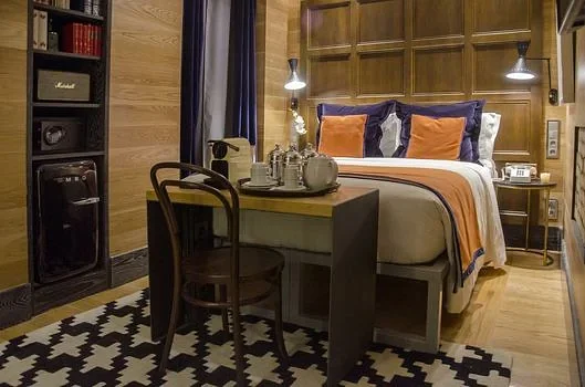 4-Day/3-Night Pre-Trip Extension to Lisbon - Private Room (Minimum of 6)