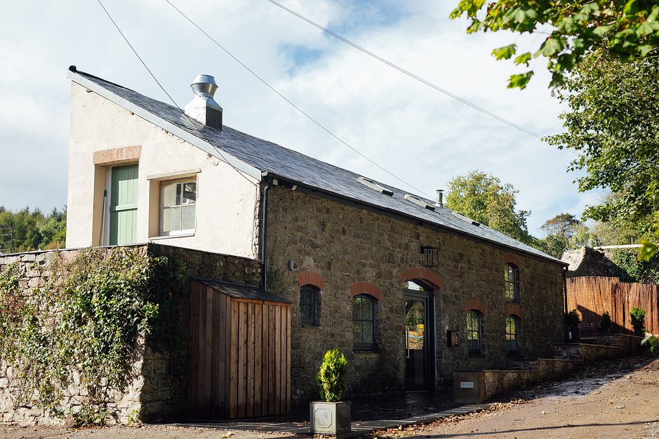 Sit down breakfast at The Little Retreat Restaurant  - £20 deposit to secure seat 