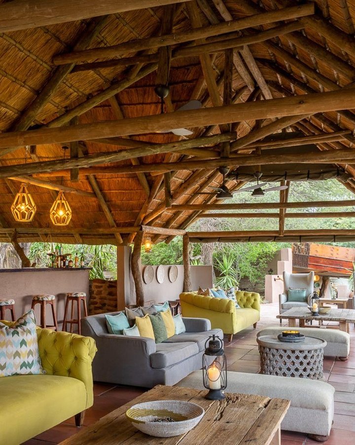 FeatureMashatuLodge