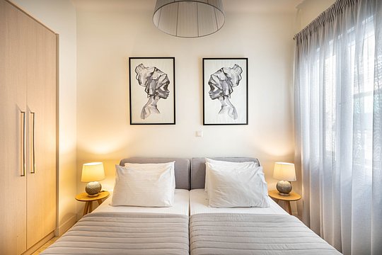 Private Room (Single Beds) with Shared Bath
