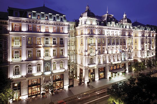 Luxury Resorts and Hotels in Budapest, Hungary: Indulge in Unforgettable Accommodations