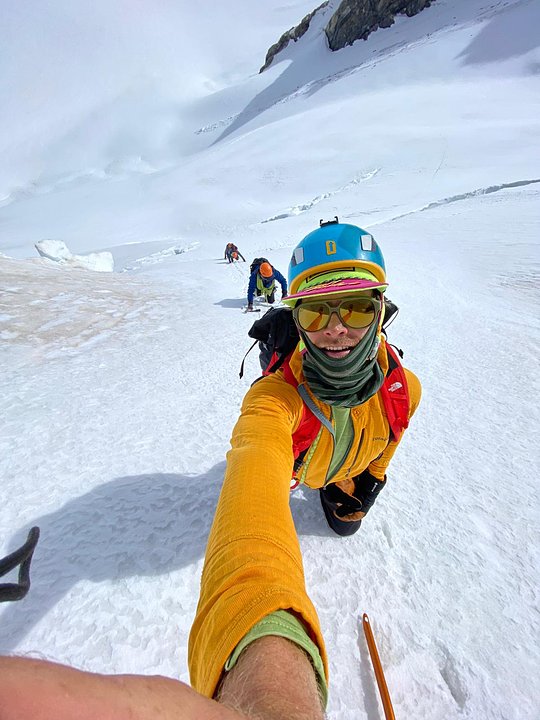 Mountaineering and paragliding level