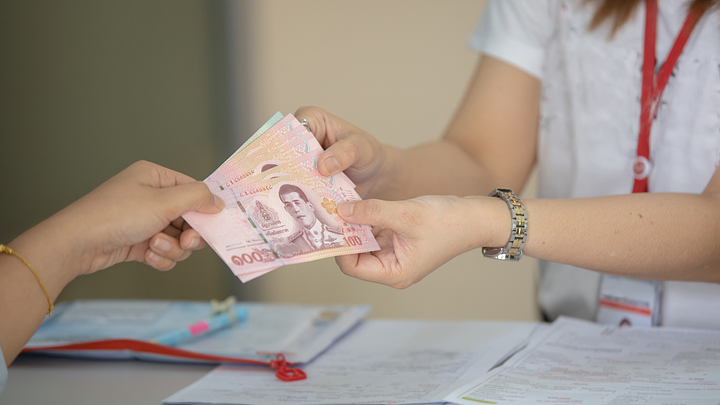 BAGTravelThailandMoneyGuideHeroImage