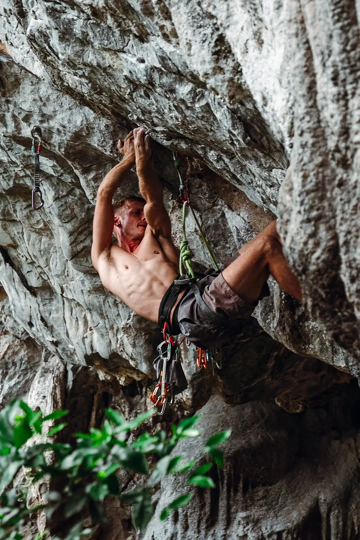 kookoo_climb_climbing_backpackers_6
