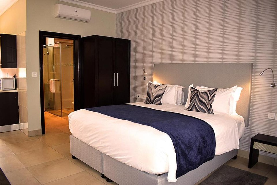 Single Room - Opening Night Only