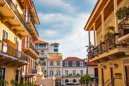 Historical Walking Tours & Chocolate Making 
