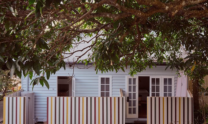 halselodgenoosabackpackersbuilding