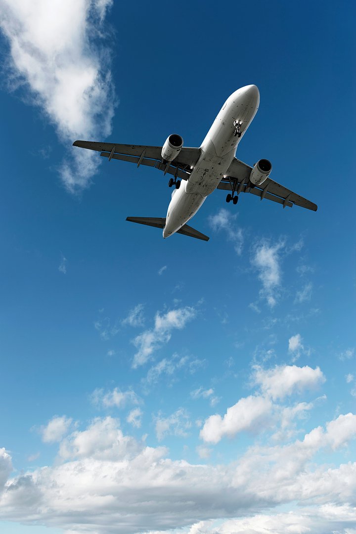 iStock1369026972
